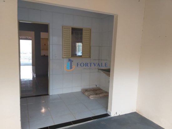 casa-aluguel-rua-barra-do-garcas-s-n-bairro-santa-monica-1018285