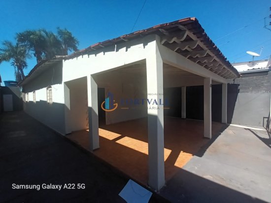 casa-venda-e-aluguel-rua-sergipe-nd-417-bairro-centro-999000
