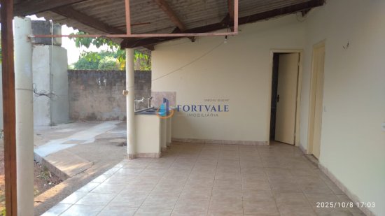 casa-aluguel-rua-ipora-bairro-toneto-1009670